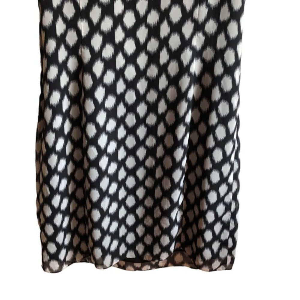 Adrianna Papell Sleeveless Ruffle Shift Dress Black White Geometric Size 10 - Picture 7 of 12